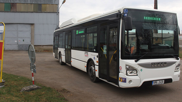 Nepříjemnost pro cestující: autobusové jízdné ve městě zdražilo