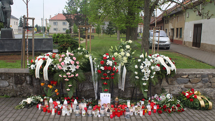 Trojnásobný vrah z Kostelce prodal podíl na domě pražské soudkyni