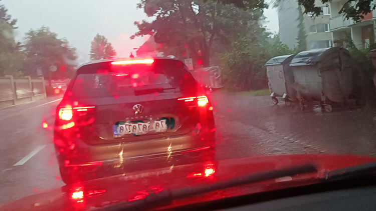 Silný déšť v Prostějově komplikoval i dopravu