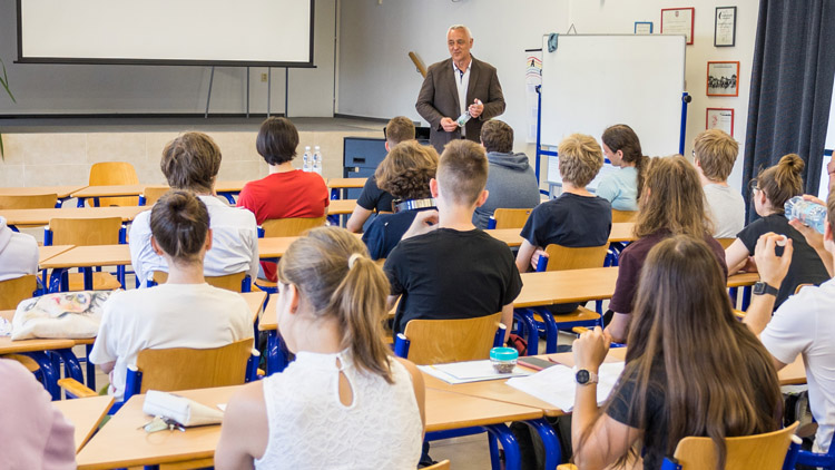 Střední školy v Olomouckém kraji letos nabídly téměř 7 500 míst. Některá jsou ještě volná