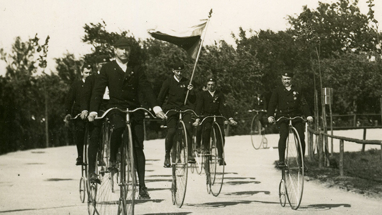 SERIÁL O HISTORII CYKLISTIKY A SPORTU: TŘETÍ DÍL – CYKLISTIKA U NÁS PŘED ROKEM 1900