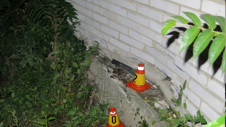 Když se omylem místo brzdy sešlápne plyn...