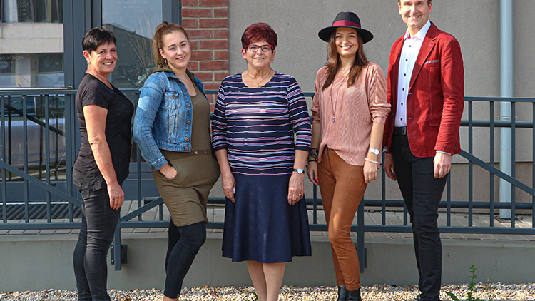 LIBUŠE GRYDILOVÁ OMLÁDLA ZA JEDINÝ ŘÍJNOVÝ DEN  MINIMÁLNĚ O 10 LET