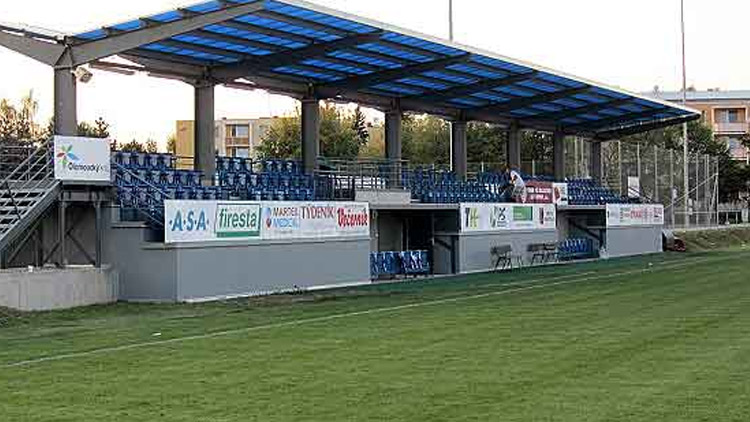 Eskáčko má problém .Odpadli další sponzoři, ztráty rostou