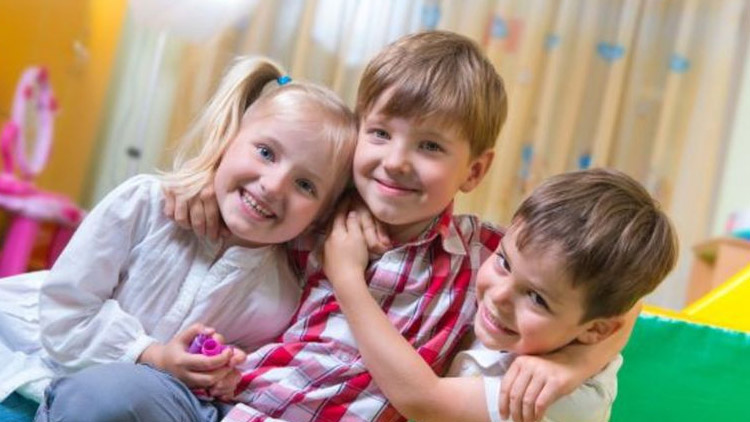 Máme možnost  POMOCI  dětským domovům