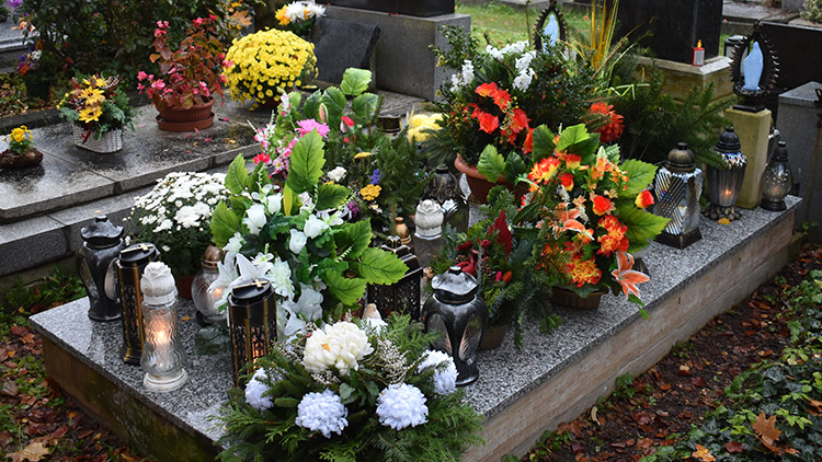 „Mokré“ Dušičky  ve stínu covidu