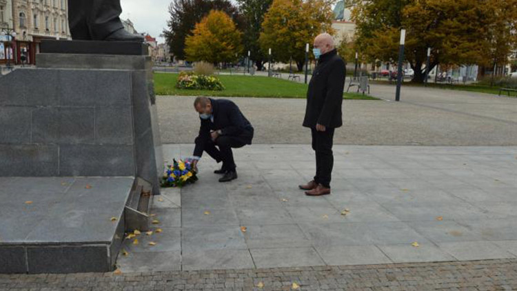 Oslavy 102. výročí  vzniku Československa  ve stínu koronaviru