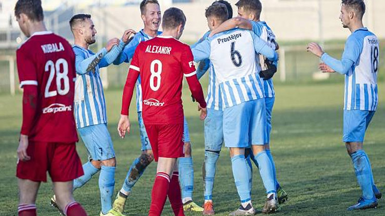 Eskáčko po měsíci do ostrého zápasu. Duel s Vyšehradem můžete vidět na streamu