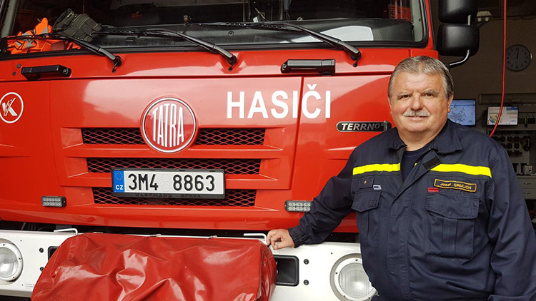 Věk nezastavíš... Josef Grulich byl hasičem přes 40 let!