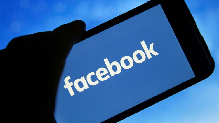 Odhaluje cenzura na Facebooku konec demokracie? 
