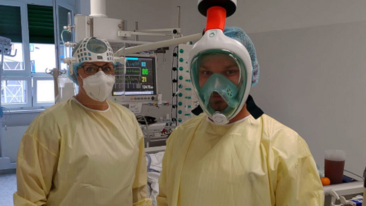 V pátek zemřelo osm lidí v souvislosti s covidem