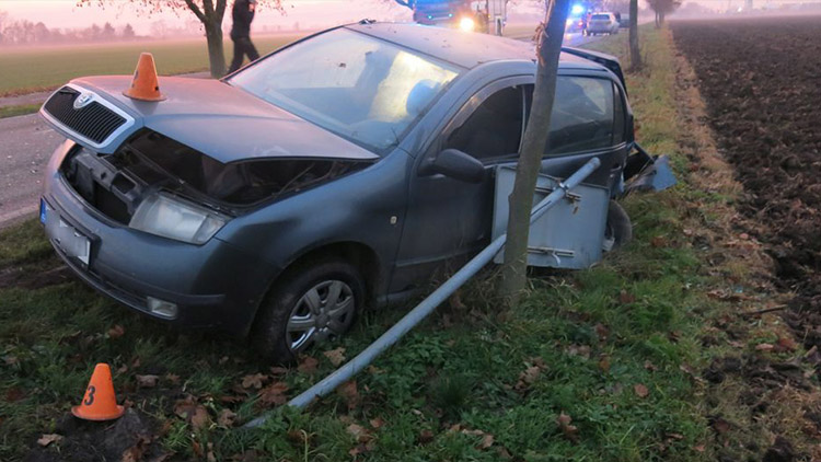 Žena to napálila do odstavené škodovky