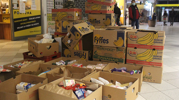 Do potravinové sbírky přispěli lidé více než loni