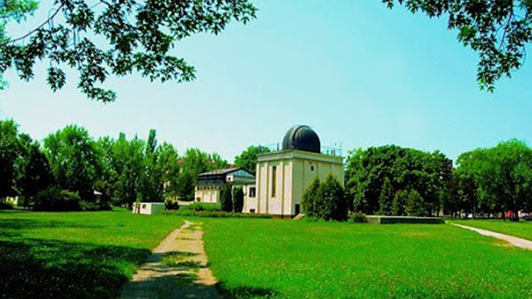 Cikán okradl kumpána v parku! Do vězení nepůjde