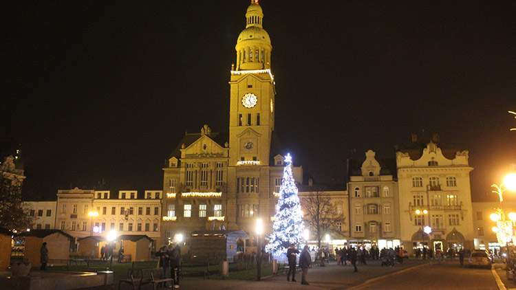 Náměstí rozzářila Jiskra naděje