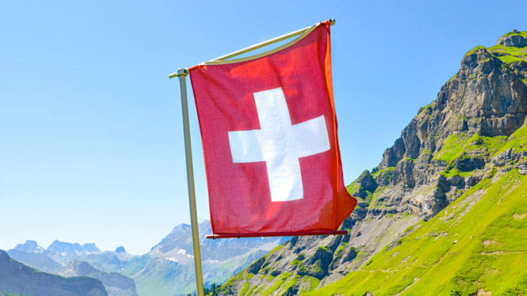 Švýcaři covid nezvládají. NECHTĚJÍ RESUSCITOVAT!