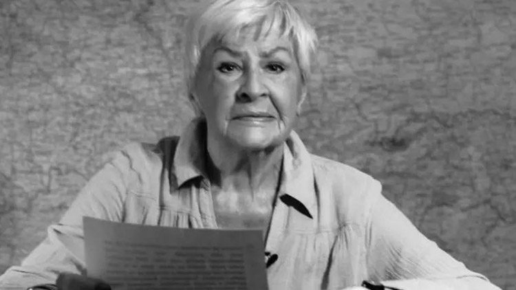 Zemřela Kamila Moučková