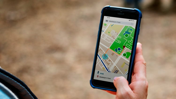 Sledování mobilů? Podle Blatného žádný problém