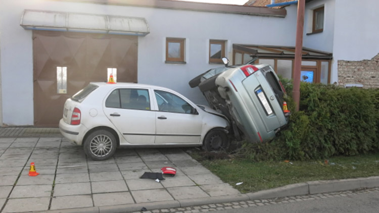 Mladík vyjel ze silnice ve Výšovicích