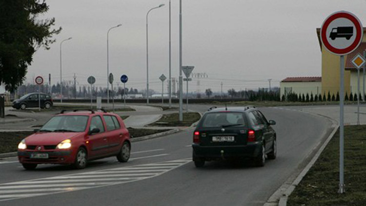 Pustit nákladní auta na jižní kvadrant?