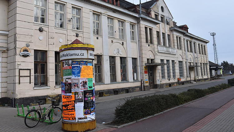 Magistrát se má podílet na projektu rekonstrukce místního nádraží