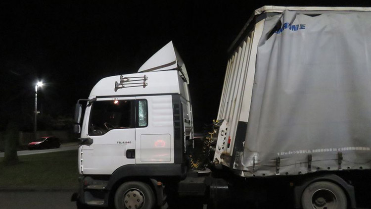 Už zase! Pod mostem v Němčicích  tentokrát neprojel ukrajinský kamion