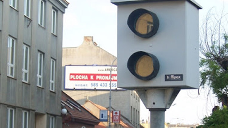 A je to tady. Radary jdou do akce!