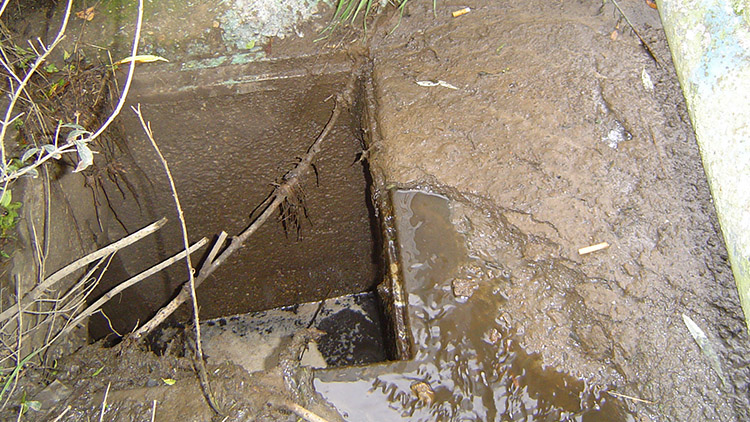 Policie řešila nebezpečný odpad v okolí Kralic. Náprava má  přijít na čtvrt miliardy korun!