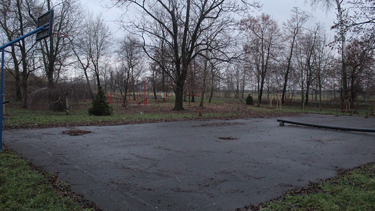 Nejen pro děti. Vrbátky chtějí  opravit hřiště, potěší i „skejťáky“