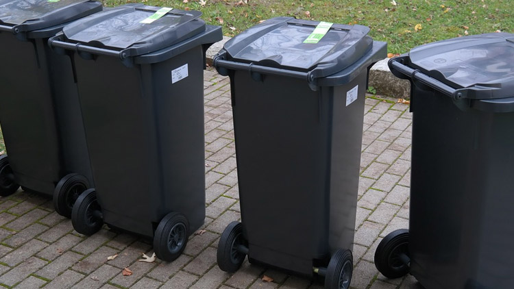 Za odpad stále 600 korun