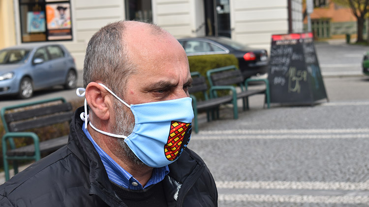 Prostějov pomůže seniorům s registrací na očkování