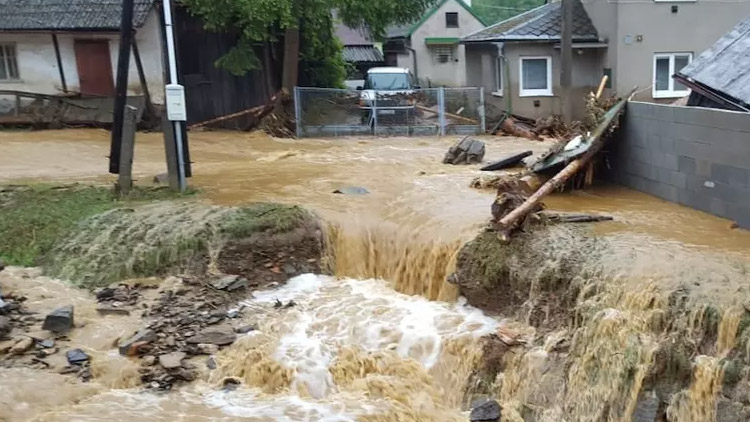 Do povodní zasažených obcí zamíří další peníze z krajské sbírky