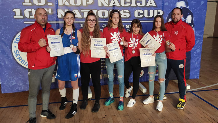 Mladé boxerky dobyly v Srbsku ČTYŘI ZLATA A STŘÍBRO!