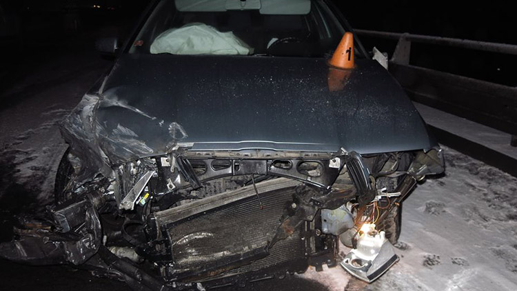 Škodovka se na dálnici  změnila v kulečníkovou kouli