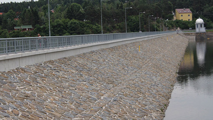 Jak to bude s přehradou?