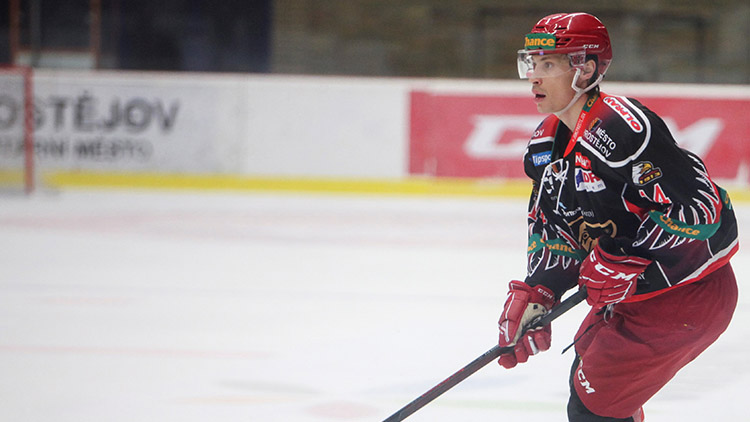 Dvoubrankový Petr Mrázek nejen o sobotním zápase:  „Stoupáme tabulkou. Že se mě daří, je takové plus“