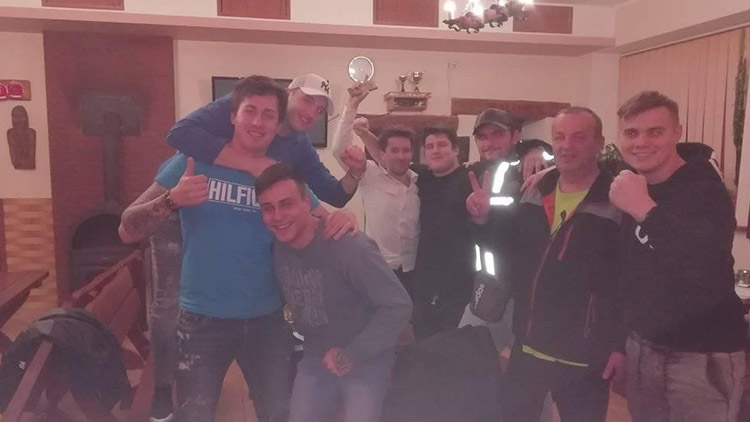 Chlapci z Prostějova podpořili rebelující hospodu v Hlubočkách