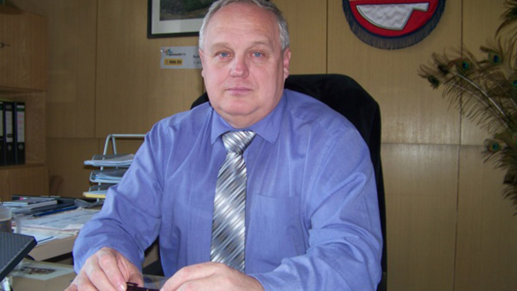 Měl chytit muže, jak vyváží odpad  do přírody. Obrátilo se to proti němu  