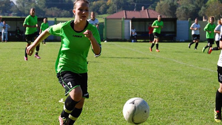 Držovice jsou na dně, Mostkovicím chybí body