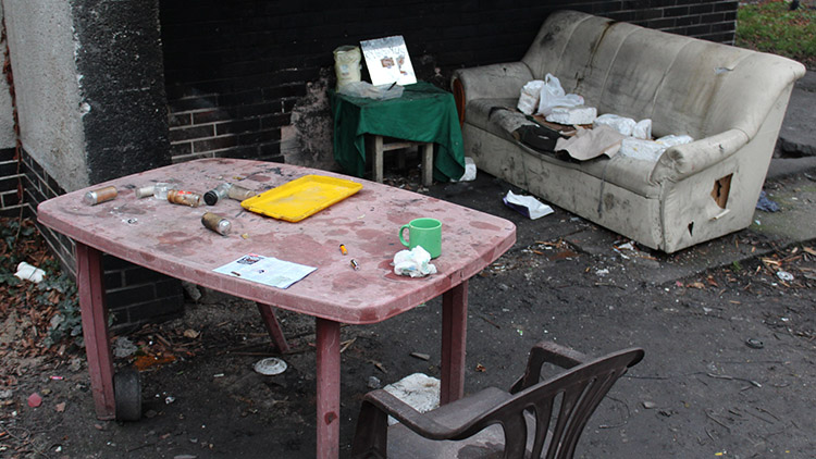 Bezdomovci v Prostějově ztrácejí svá „hnízda“
