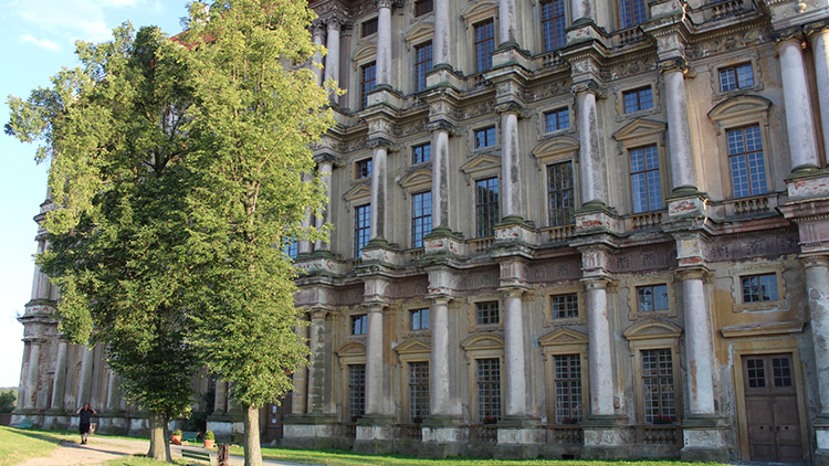 Plumlov může na opravu zámku  žádat o 100 milionů z EU!