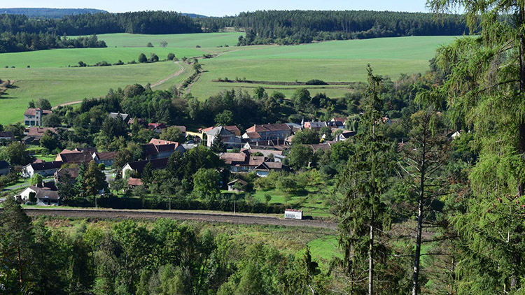 Skončil další vesnický obchod