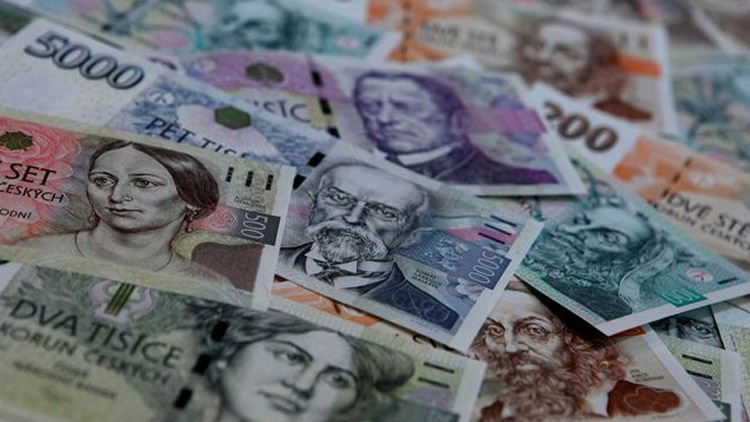 Pracovala pro přítele, zároveň brala dávky