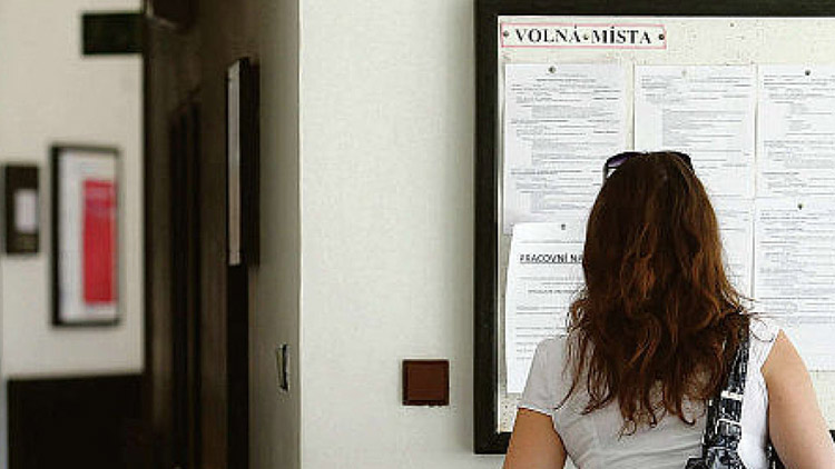 Navzdory covidu nezaměstnanost v kraji opět poklesla