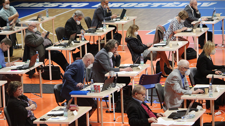 Zastupitelstvo i přes protesty opozice  zamítlo dotaci spolku Post Bellum