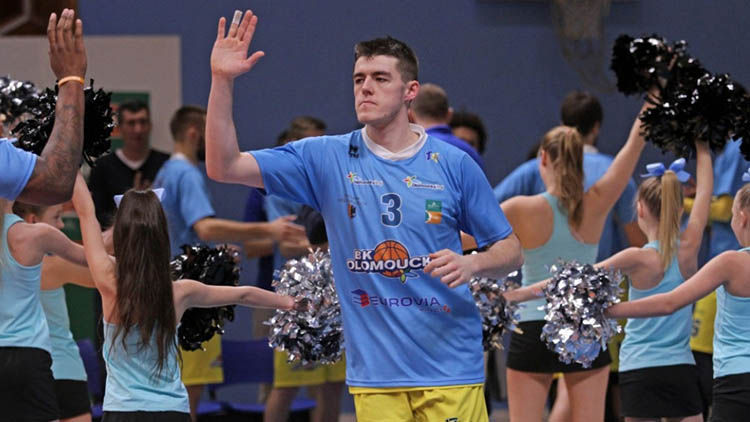 Nastupující generace si vylepšila výhled do budoucna