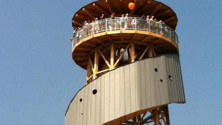 Vítejte zpět! Rozhledna na Kosíři  znovu láká turisty