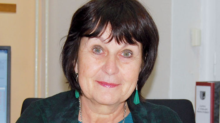 Kdo nahradí tajemnici  Vysloužilovou?