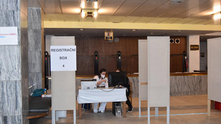 Kde jsou na tom v kraji  nejlépe s očkováním?