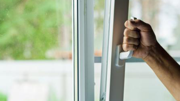 Jak se co nejšetrněji zbavit vlhkosti?